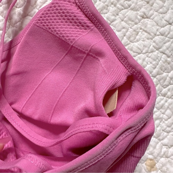 NWT Hot Pink Sports Bra - Picture 3 of 4